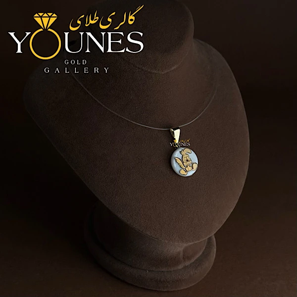 آویز طلا حکاکی سنگ صدف میگ میگ کوچک